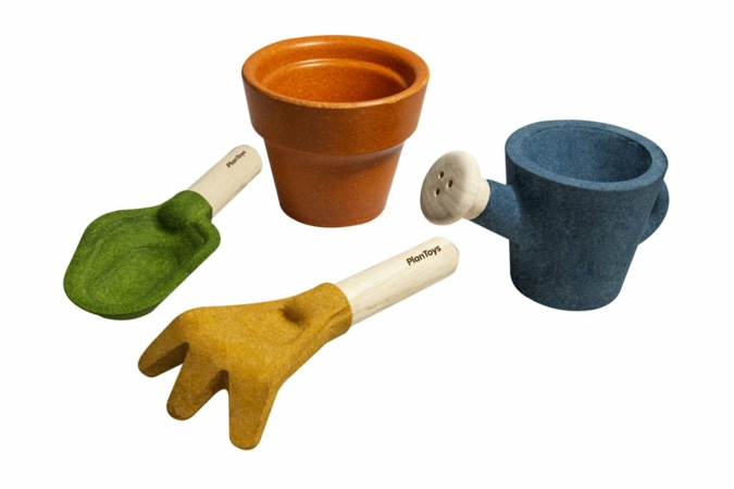 PlanToys-Gardening-Set.jpg
