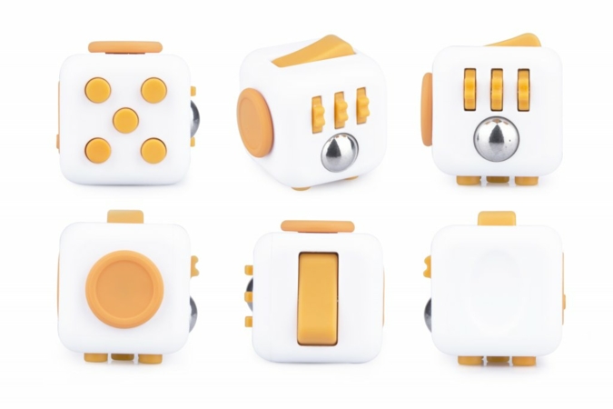 Fidget-Cube-Boti.jpg