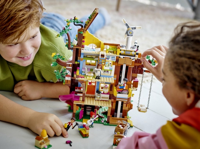 Lego-Friends.jpg