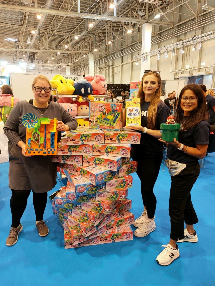 Messe-Spiel-Essen-Tomy.jpg
