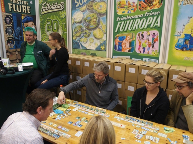 2F-SpieleFuturopia.jpg
