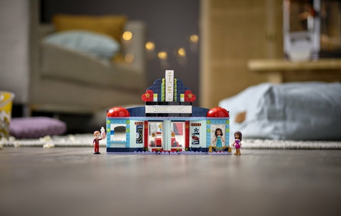 LEGO-Friends-Heartlake-City.jpeg
