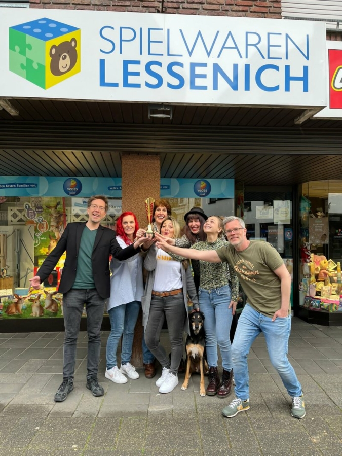 Lessenich-Team.jpeg
