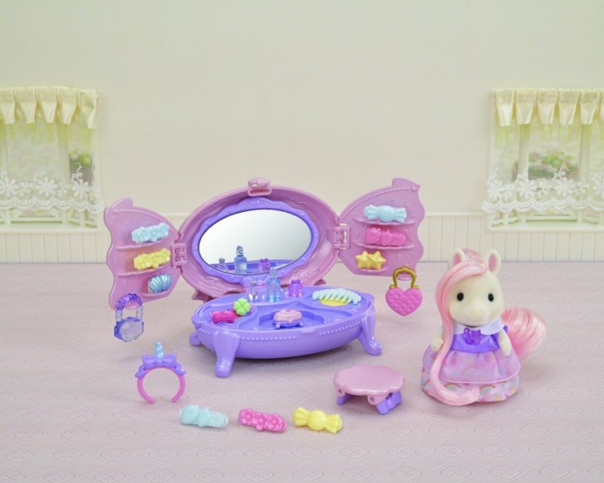 Sylvanian-Families.jpg