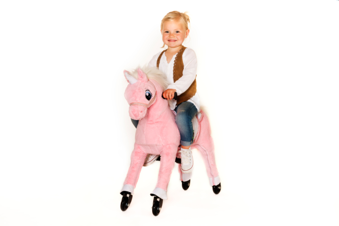 EinhornRosalieAnimalRiding