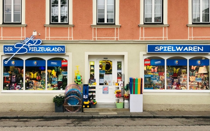 Aussenansicht-Fachgeschaeft