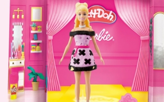Hasbro---Play-Doh-Barbie-Modenschau-Spielset--Copyright-Hasbro.jpg