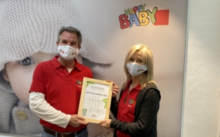 Happy-Baby-Neumarktbergabe.jpg
