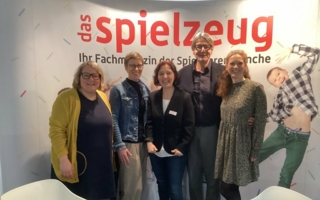 Teamfoto-Spielwarenmesse-2025.jpeg