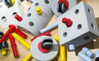 ModuSpielzeugBausteine.jpg