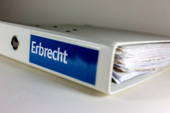 Erbschaftsrecht_original_R_K_B_by_Rainer Sturm_pixelio.de_klein